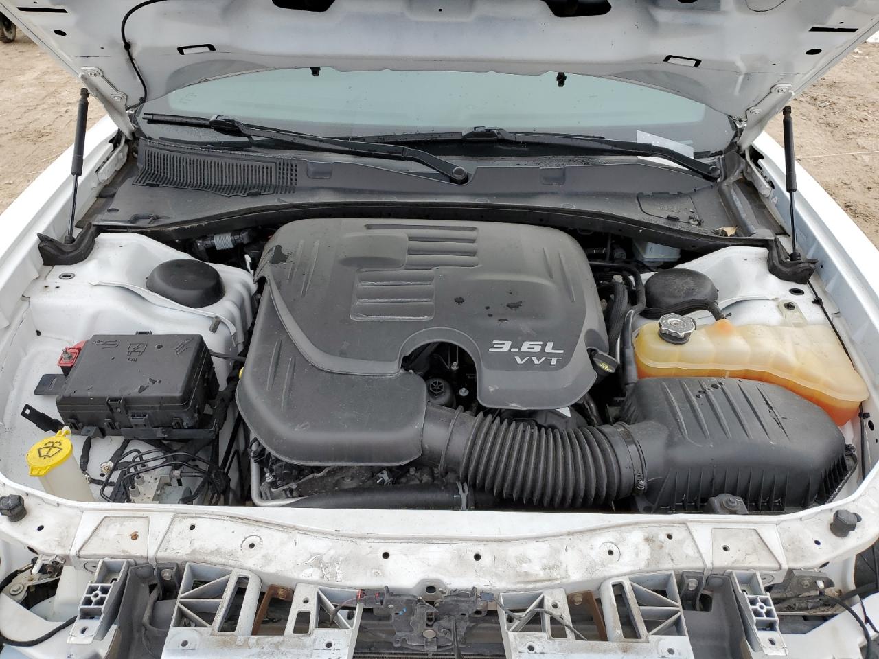 2018 Dodge Charger - Image 11