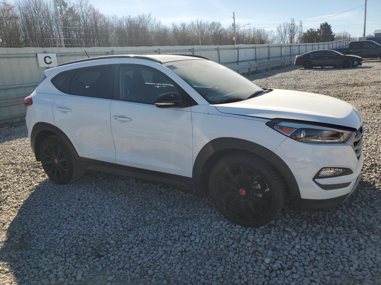 2017 Hyundai Tucson - Image 4