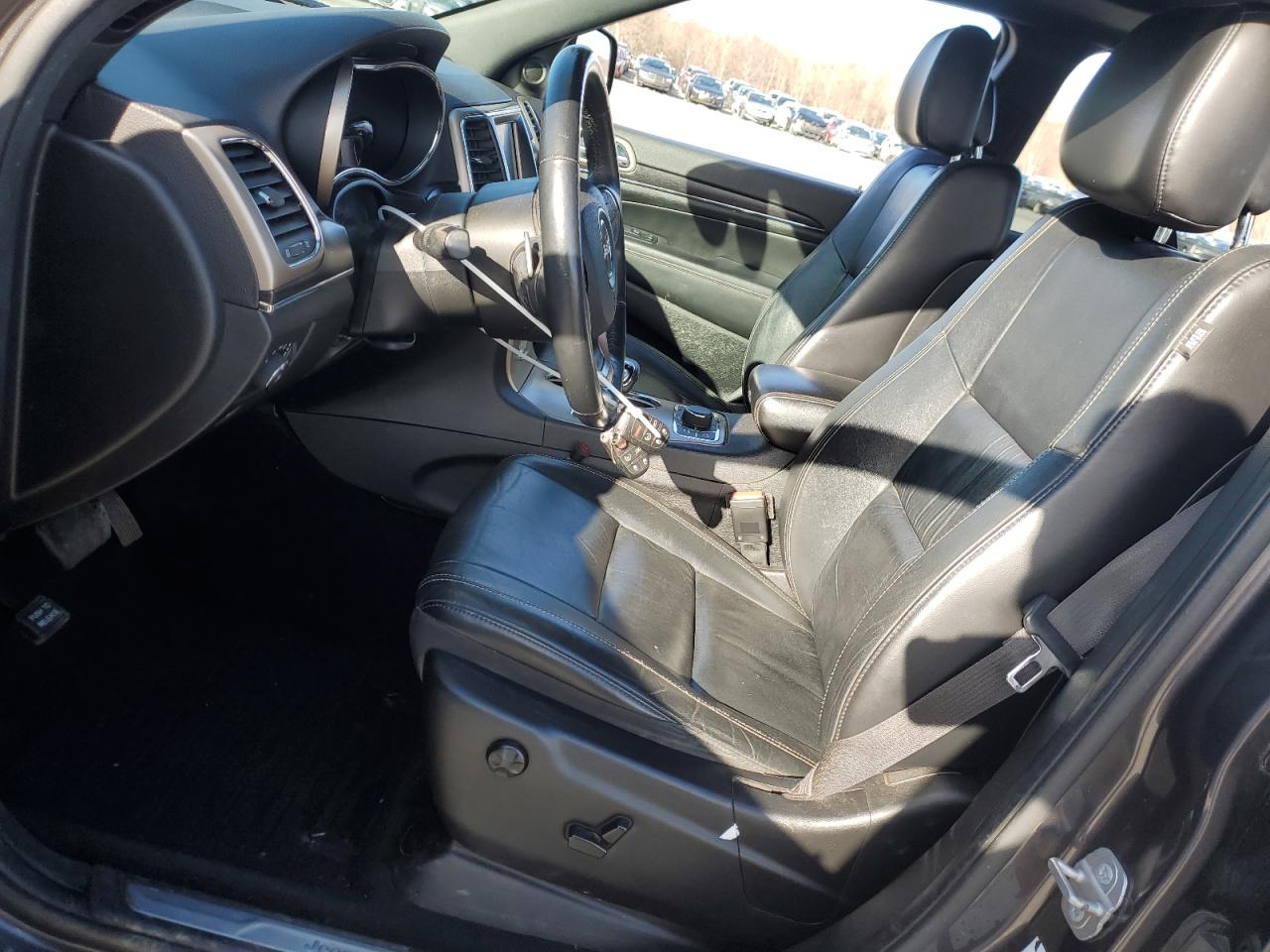 2014 Jeep Grand Cherokee - Image 7