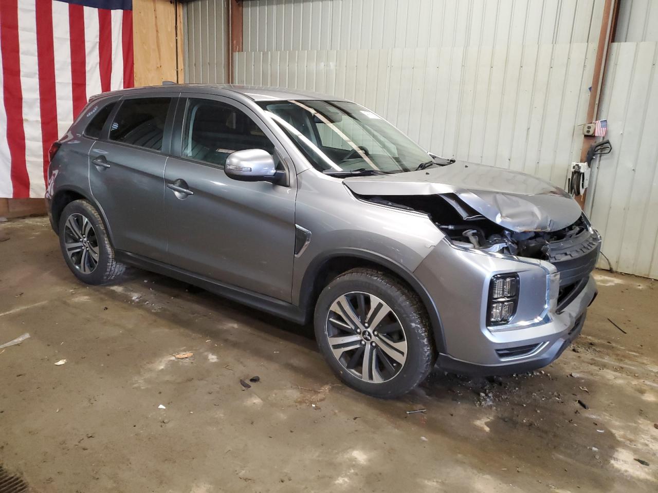 2020 Mitsubishi Outlander - Image 4