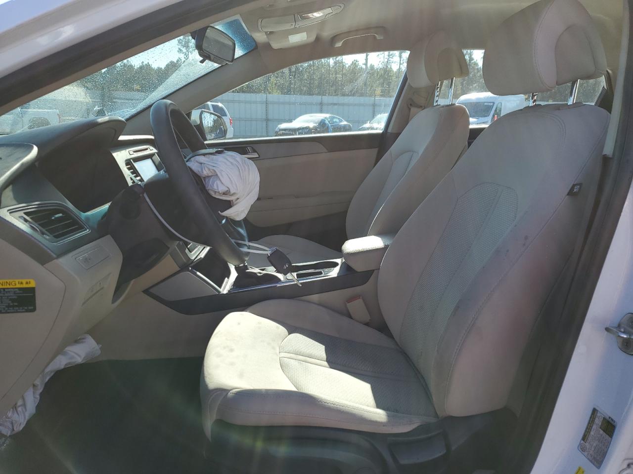 2017 Hyundai Sonata - Image 7