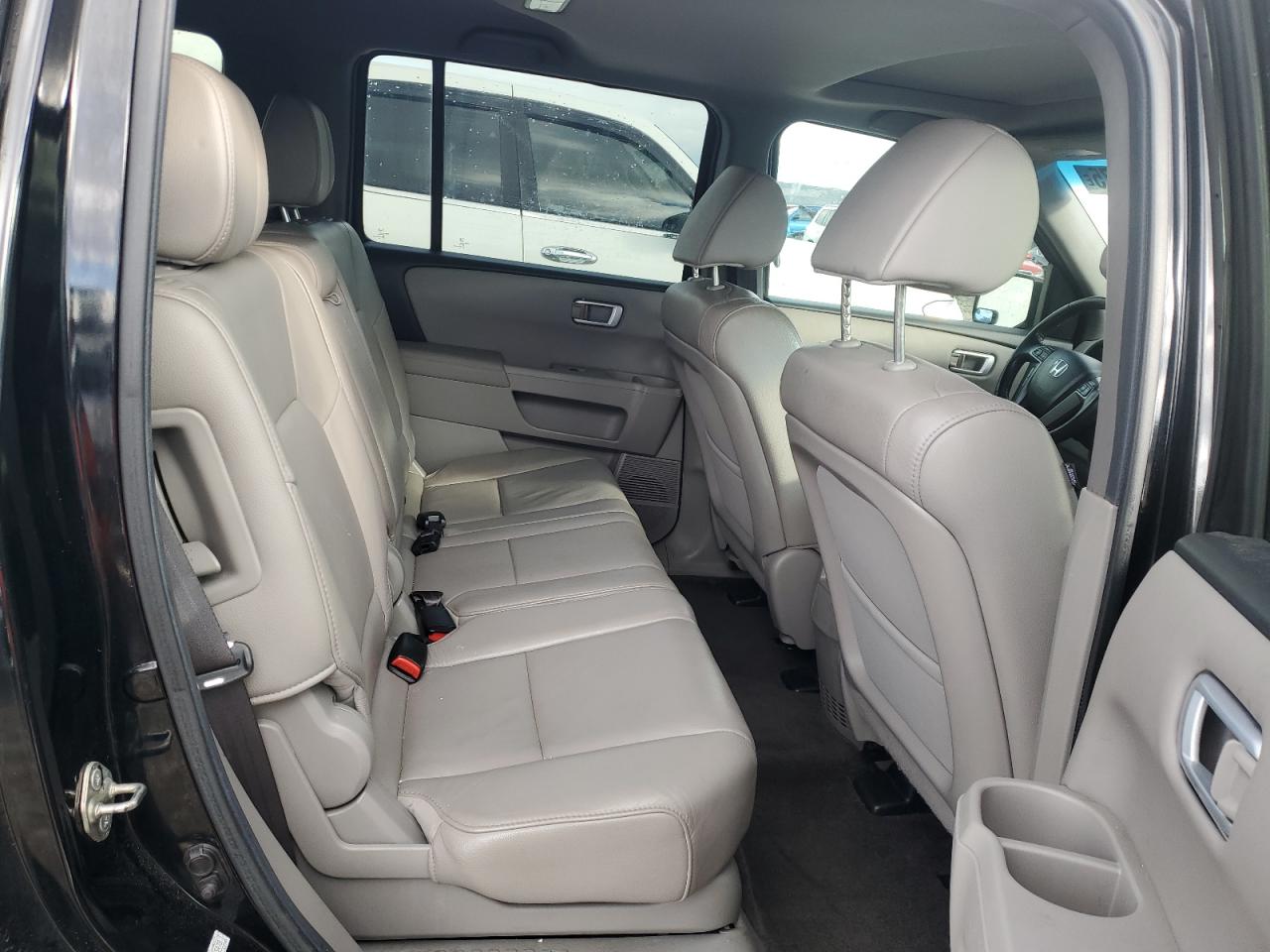 2012 Honda Pilot - Image 10