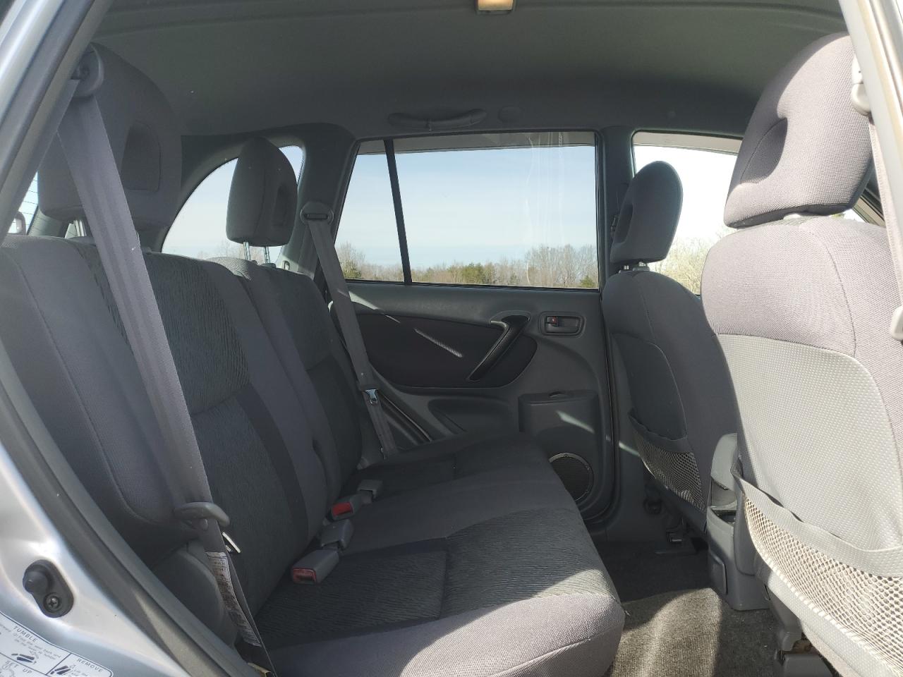 2001 Toyota RAV 4 - Image 11
