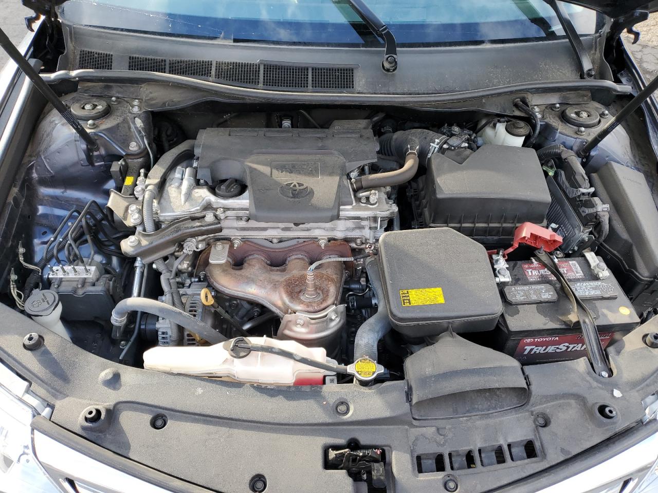 2014 Toyota Camry - Image 11