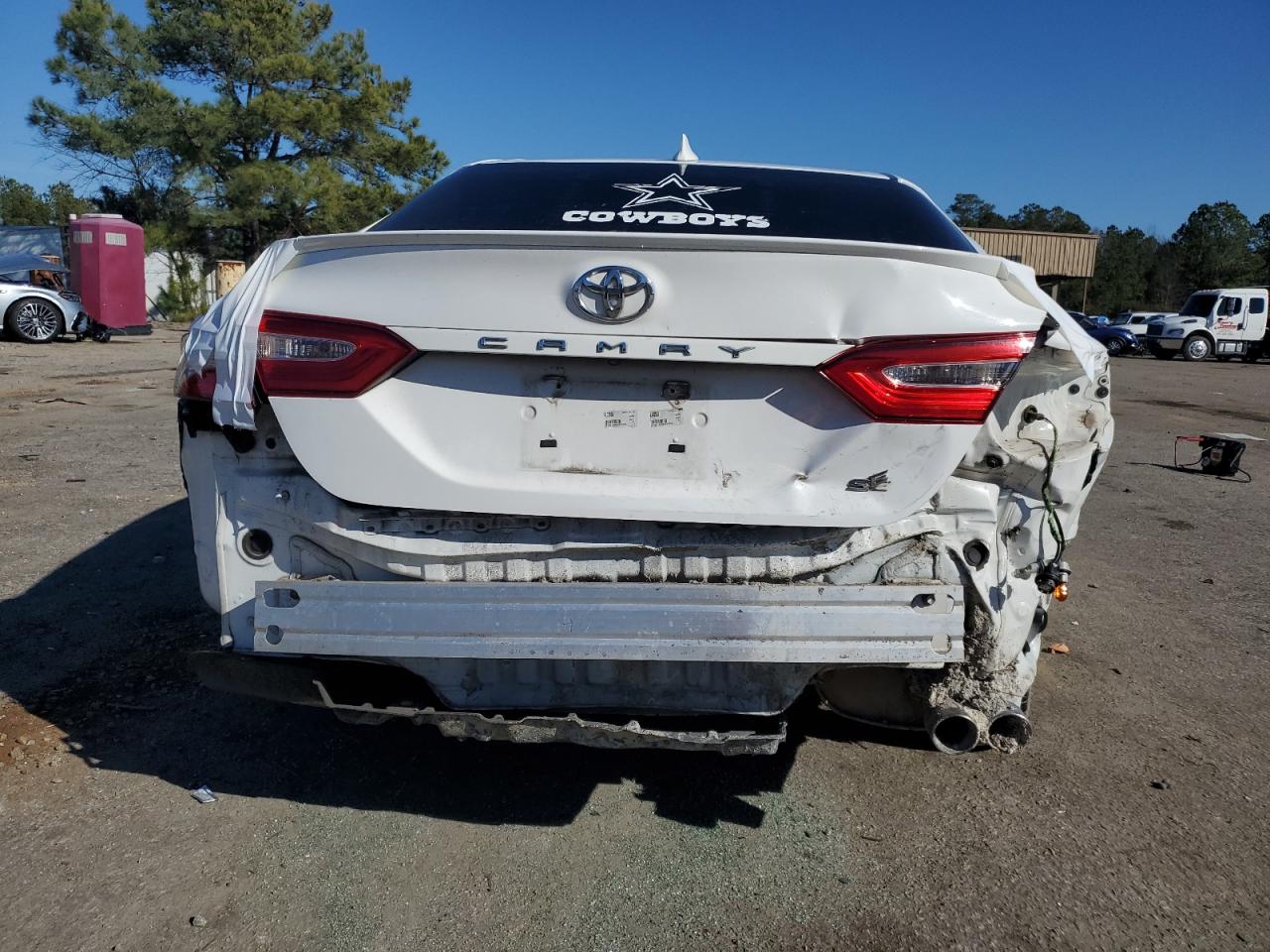 2019 Toyota Camry - Image 6
