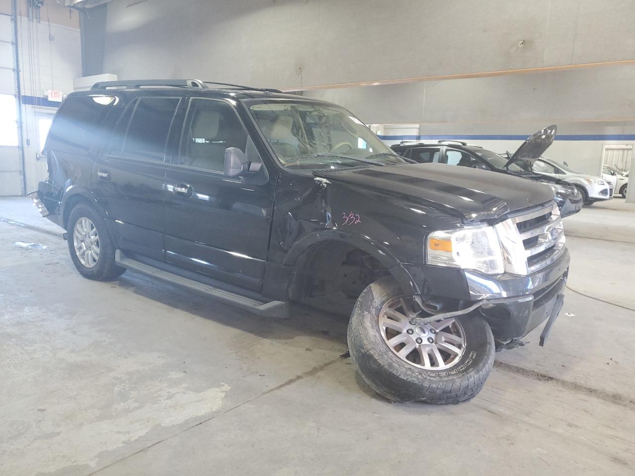2011 Ford Expedition - Image 4