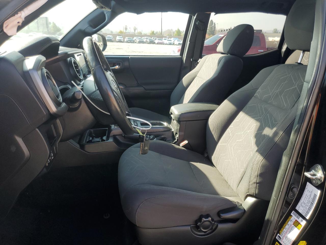 2016 Toyota Tacoma - Image 7