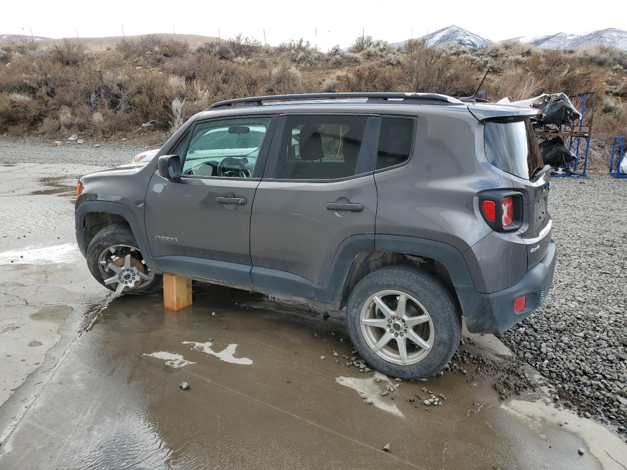 2017 Jeep Renegade - Image 2