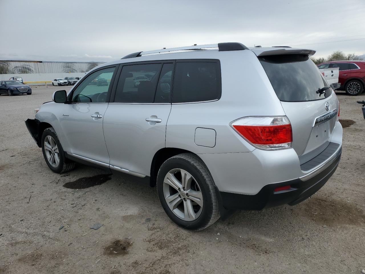 2012 Toyota Highlander - Image 2