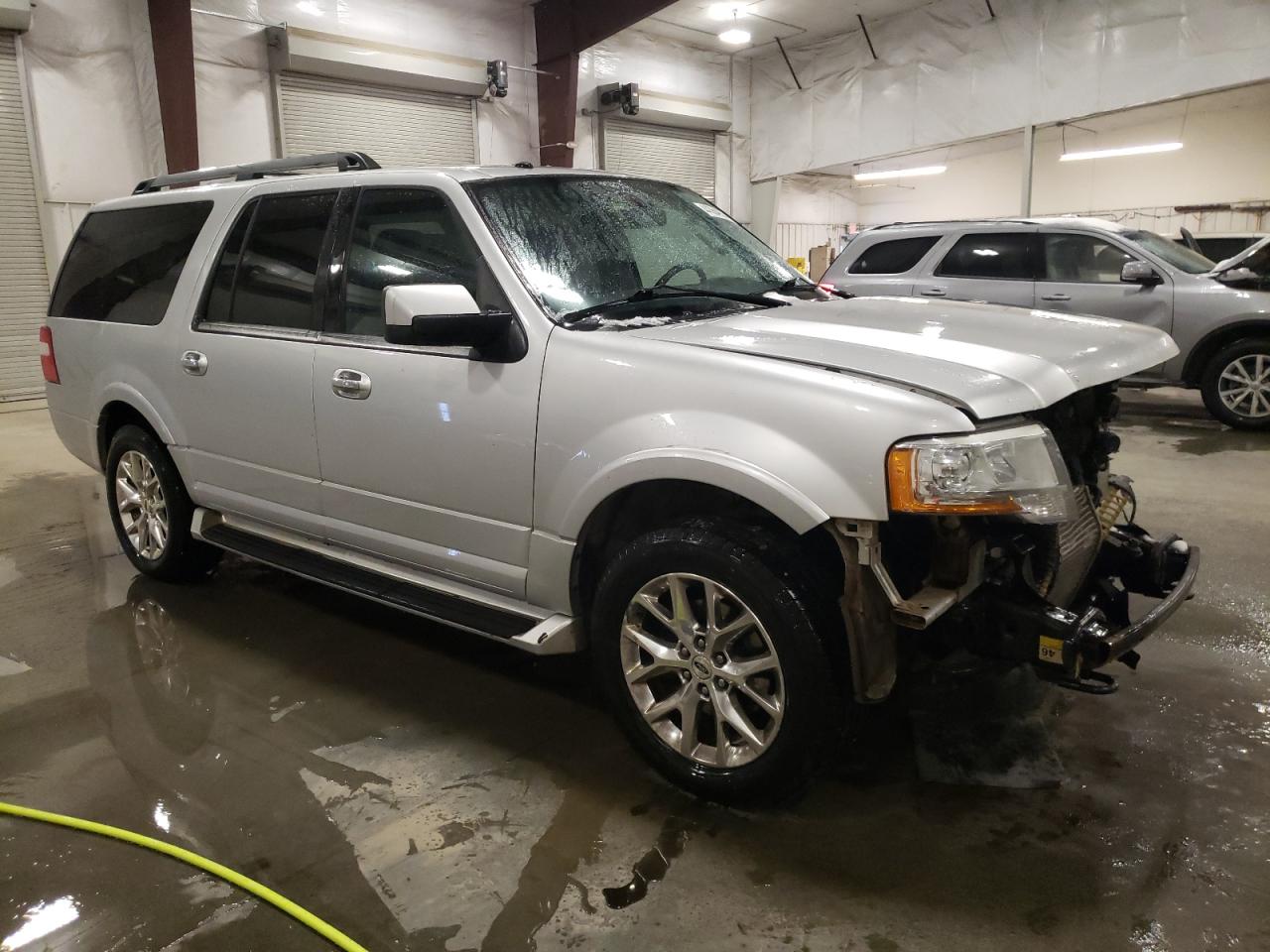 2016 Ford Expedition - Image 4