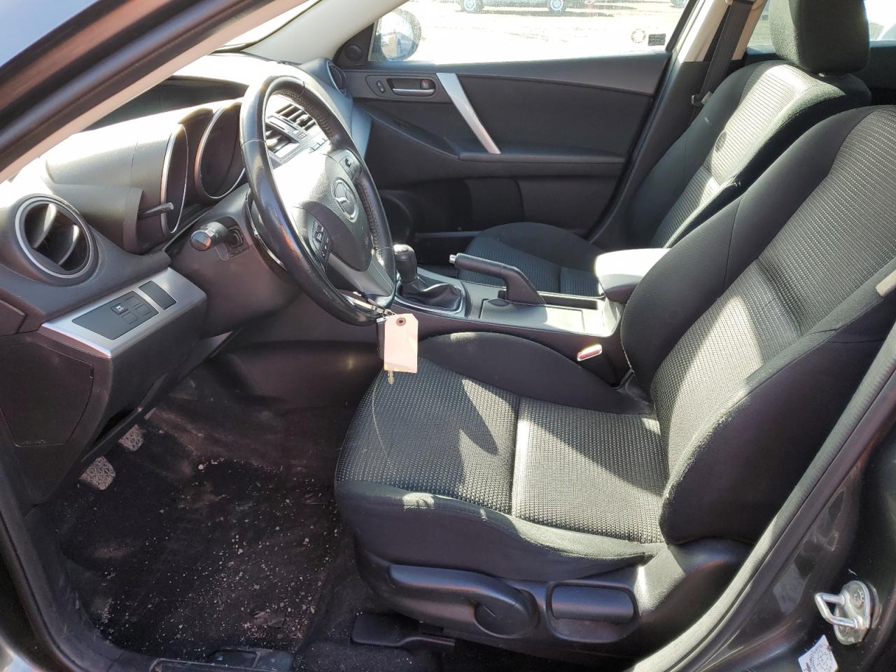 2012 Mazda 3 - Image 7