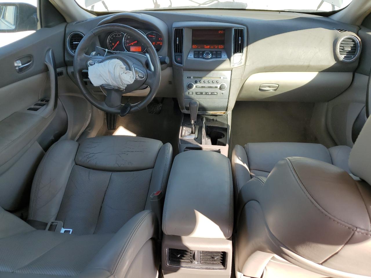 2009 Nissan Maxima - Image 8