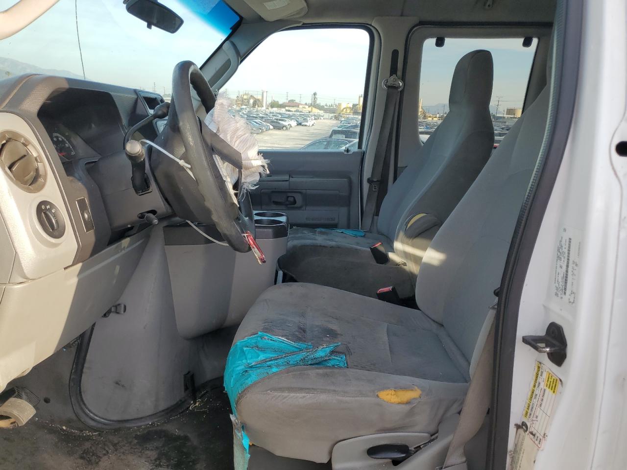 2009 Ford Econoline - Image 7