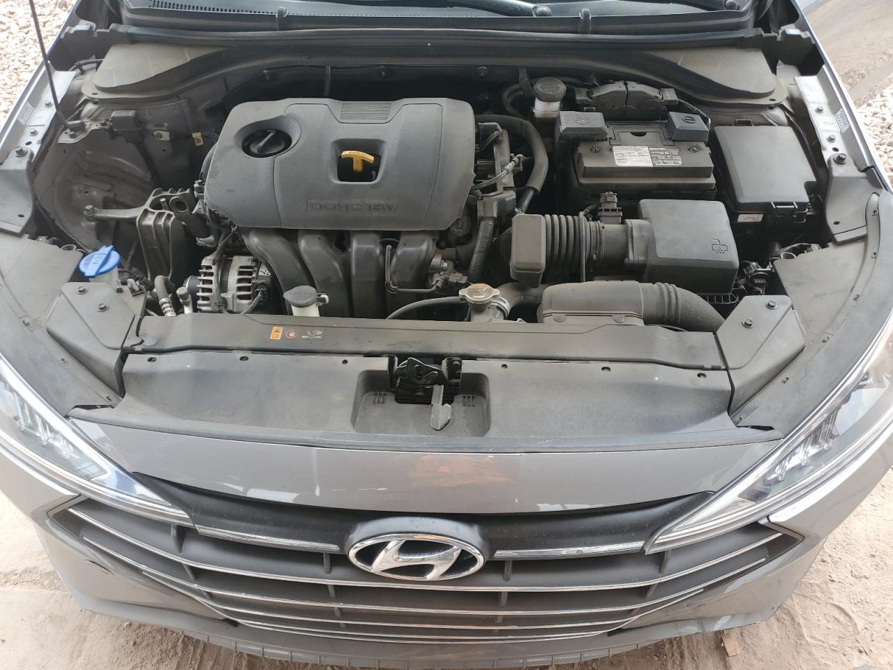 2020 Hyundai Elantra - Image 11