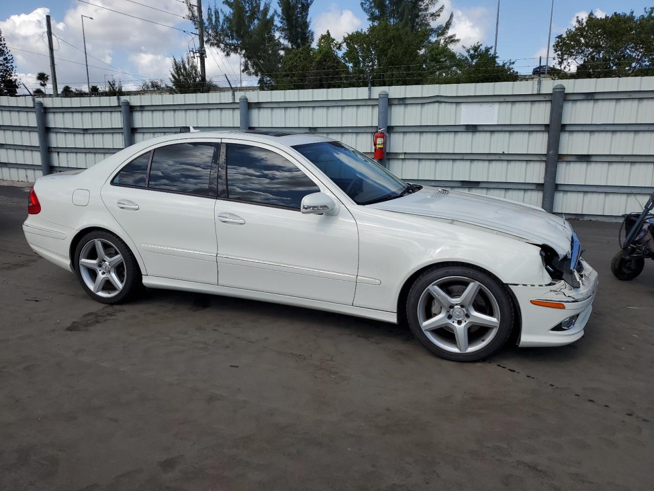 2009 Mercedes-Benz E-klasse - Image 4