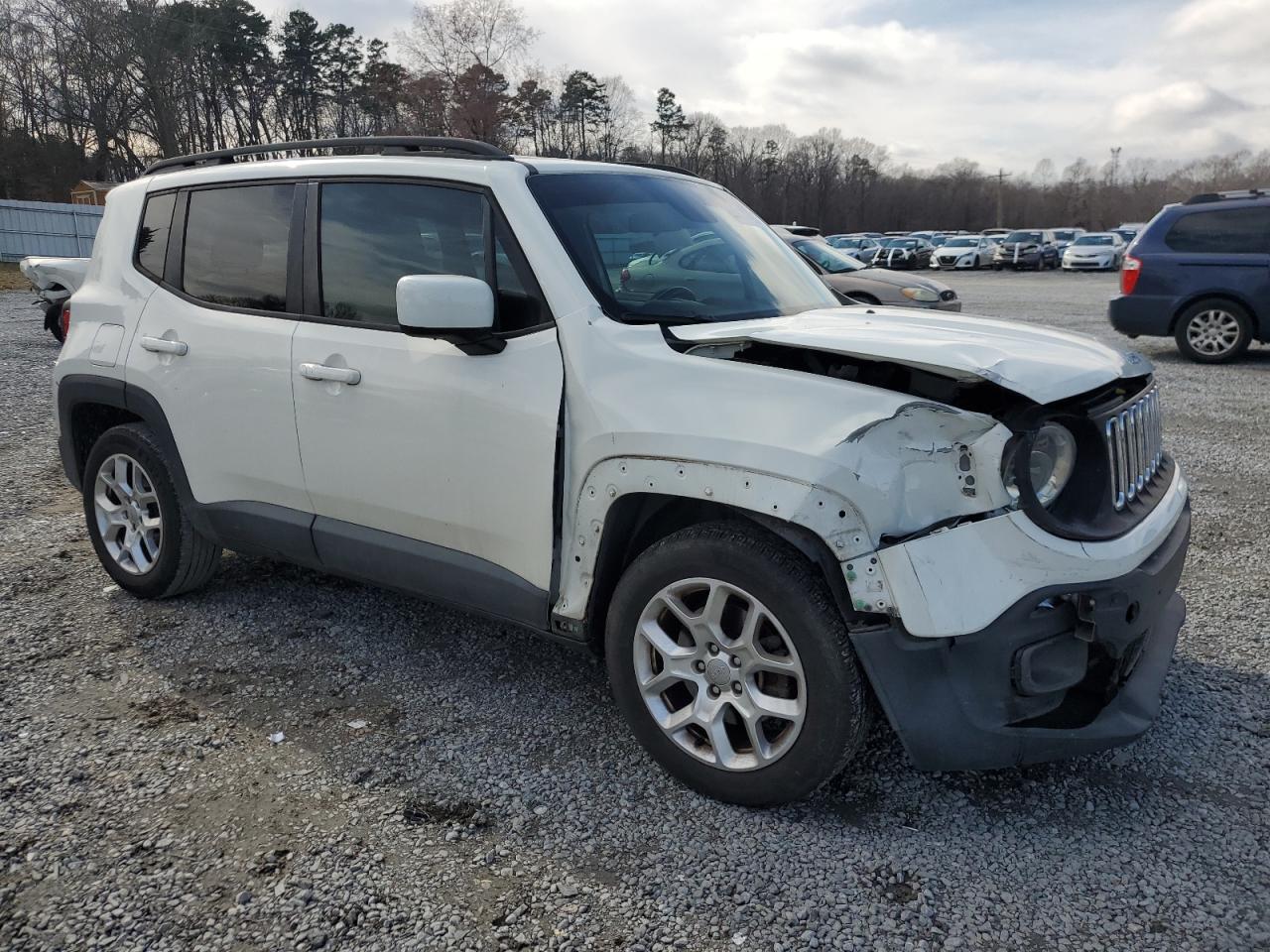 2017 Jeep Renegade - Image 4