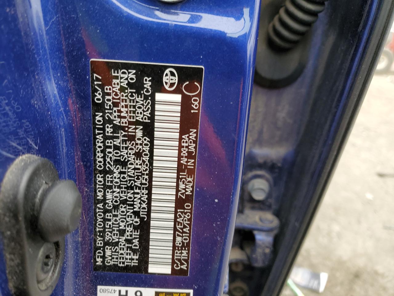 2017 Toyota Prius - Image 12
