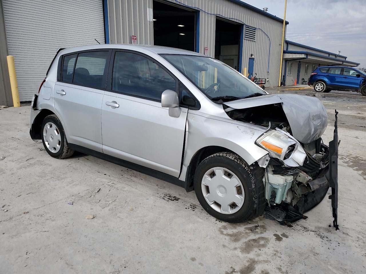 2009 Nissan Versa - Image 4