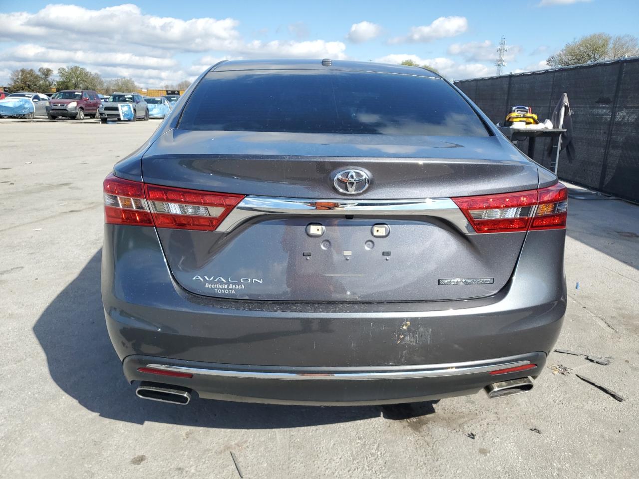 2016 Toyota Avalon - Image 6