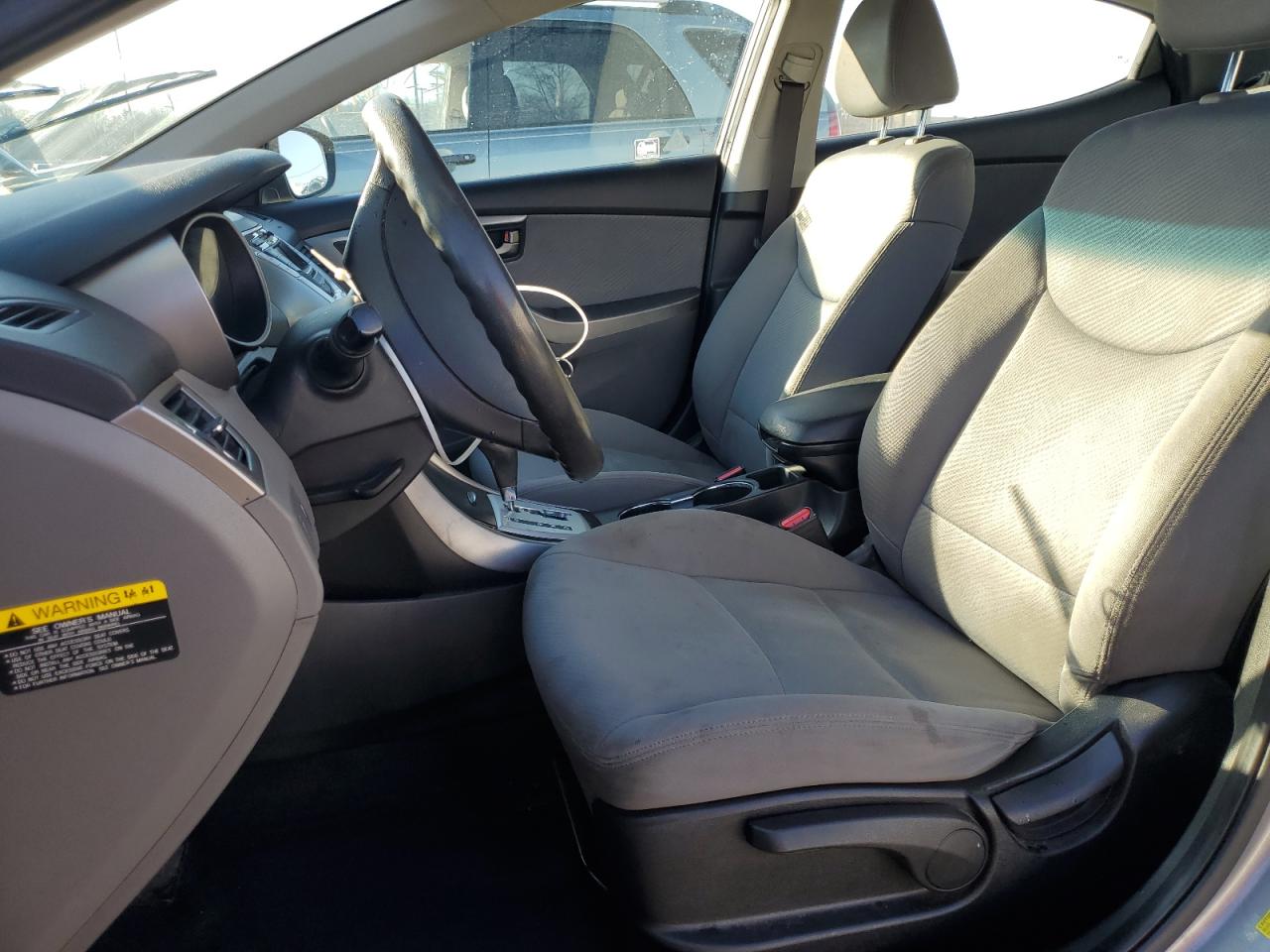 2011 Hyundai Elantra - Image 7