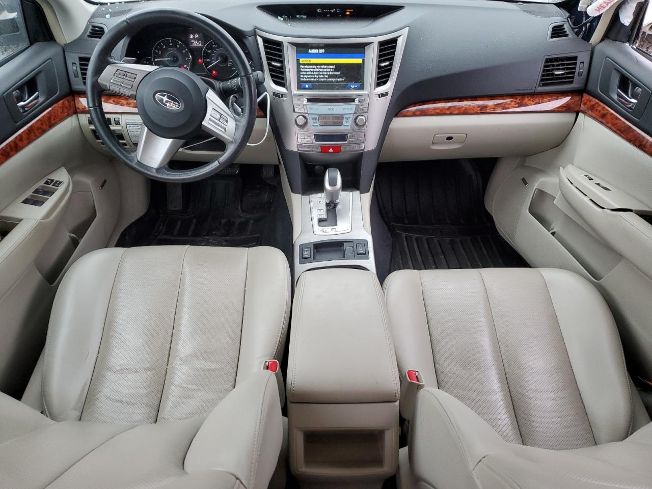 2011 Subaru Outback - Image 8