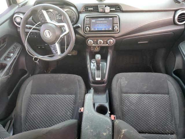  NISSAN VERSA 2020 Сріблястий