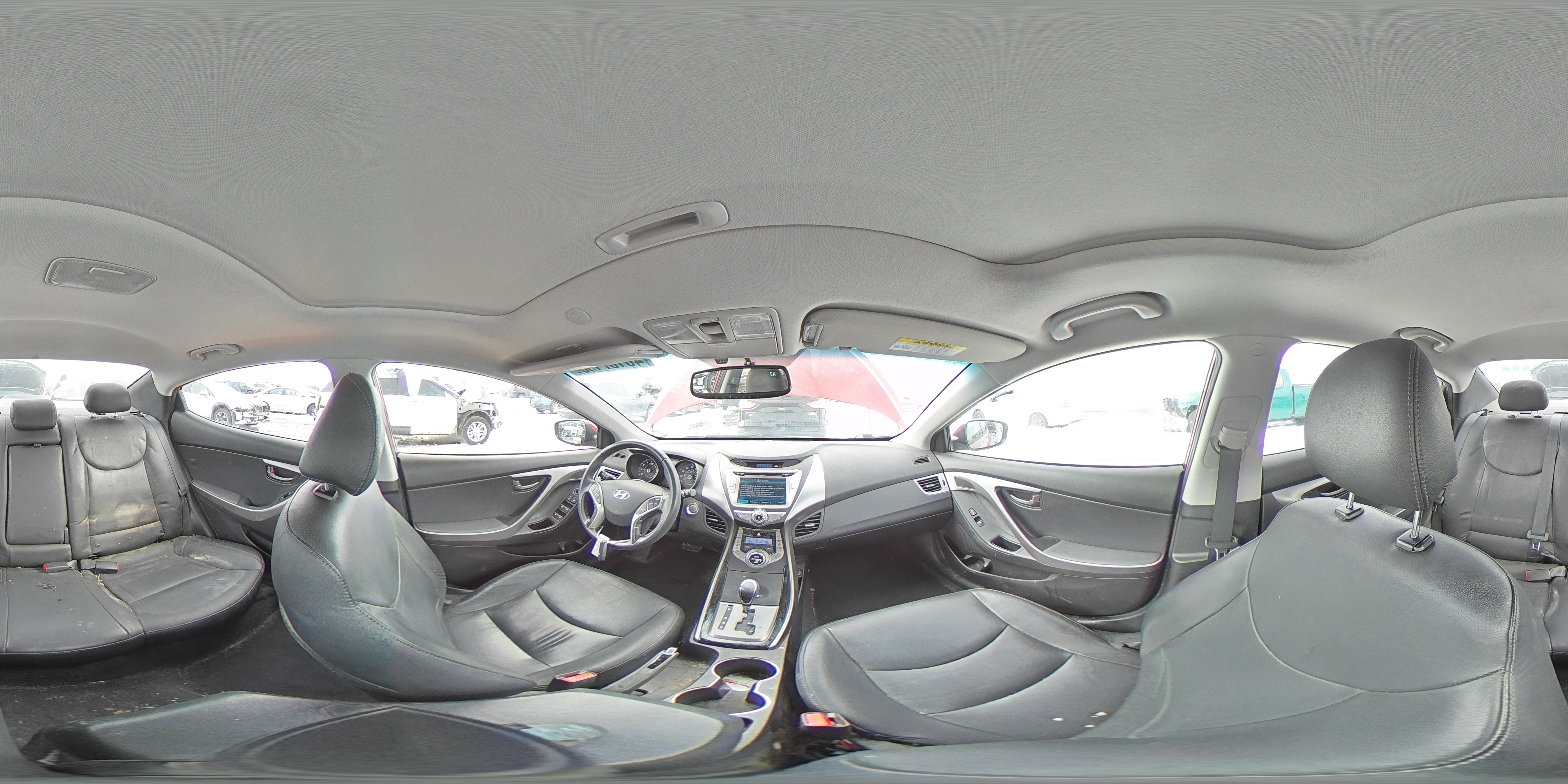 2013 Hyundai Elantra - Image 14