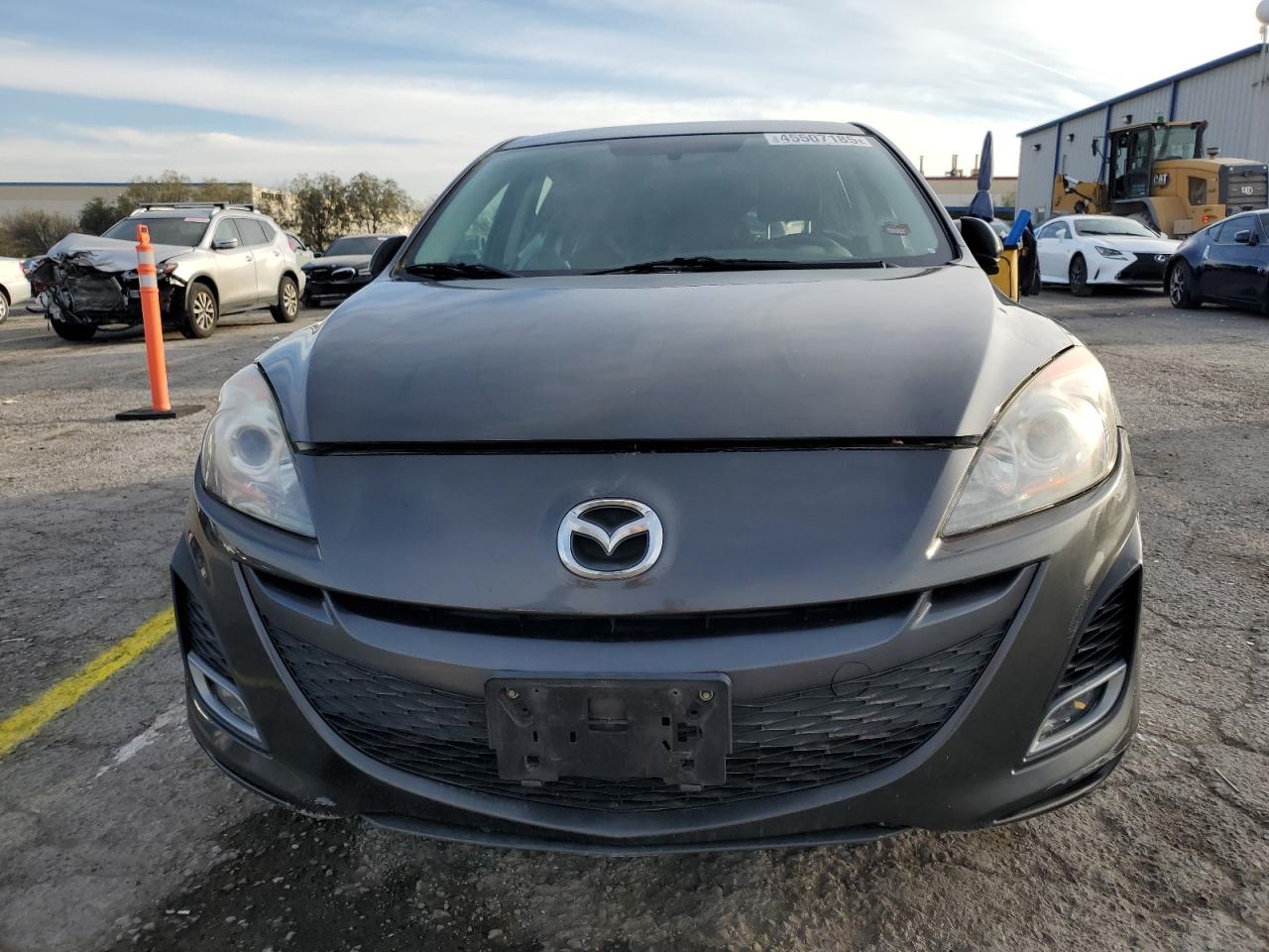 2010 Mazda 3 - Image 5