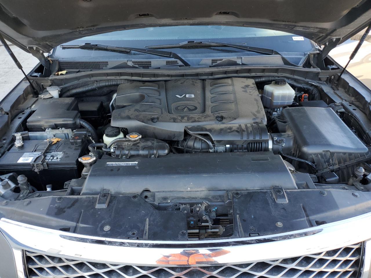 2015 Infiniti QX80 - Image 12