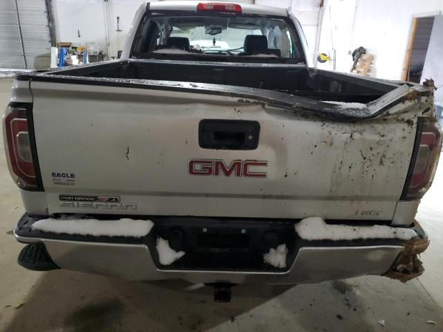 Pickups GMC SIERRA 2017 Srebrny