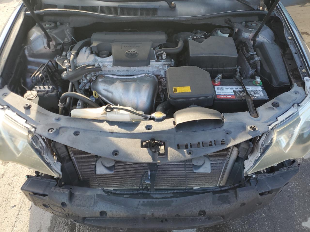 2014 Toyota Camry - Image 11