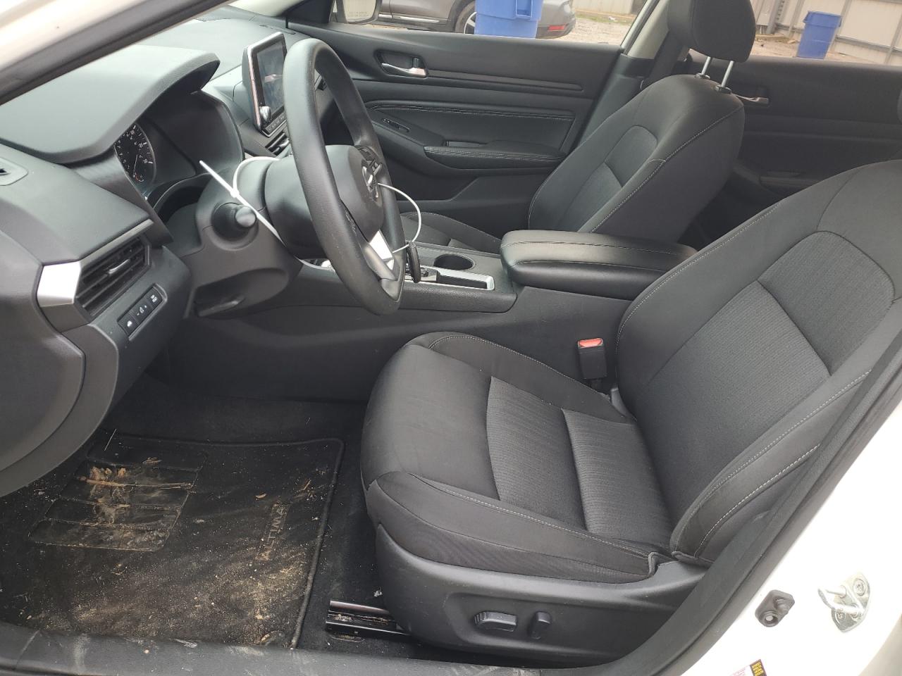 2019 Nissan Altima - Image 7