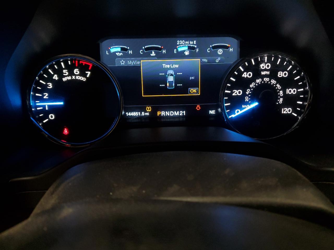 2015 Ford F-150 - Image 9