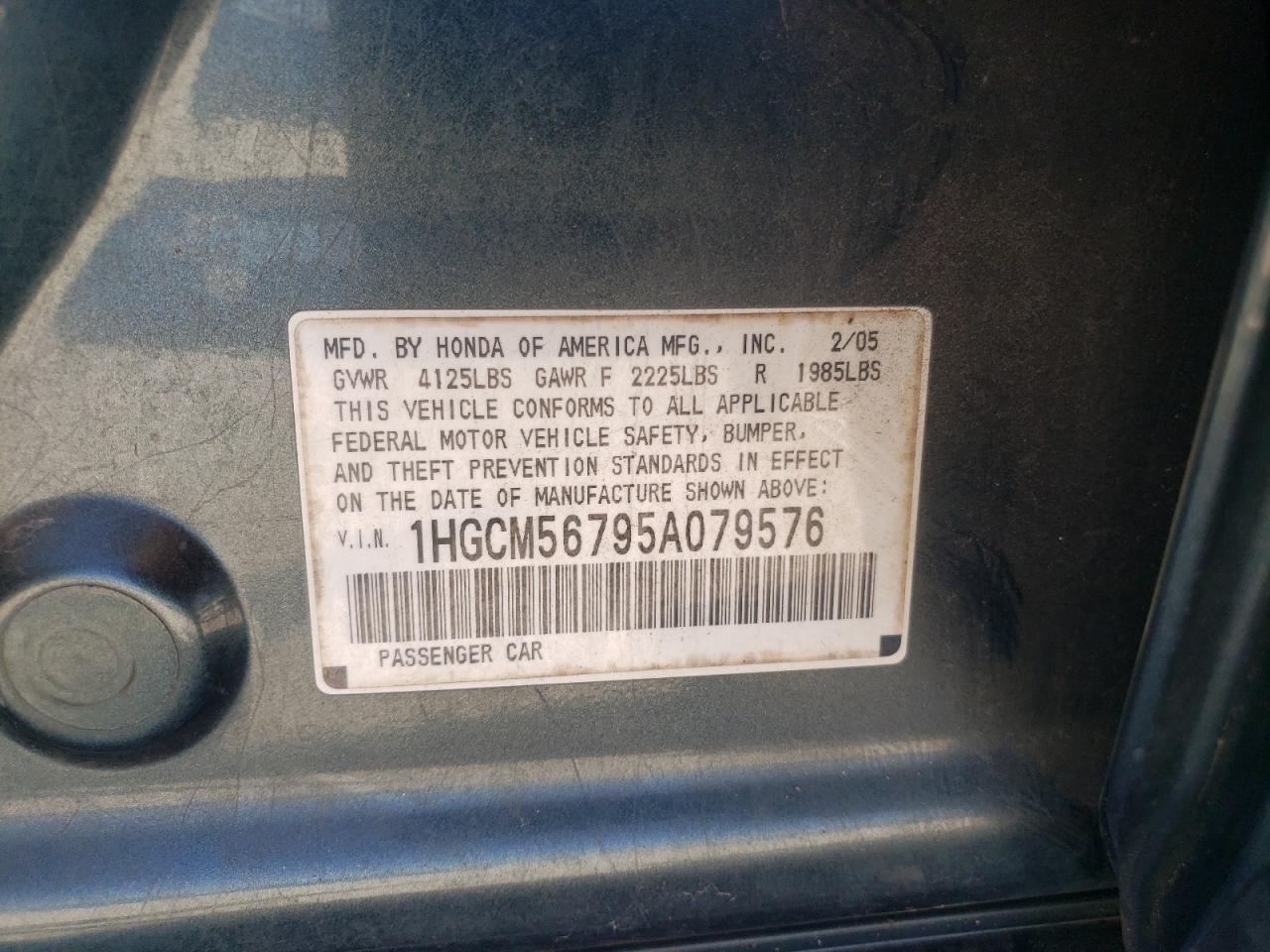 2005 Honda Accord - Image 12