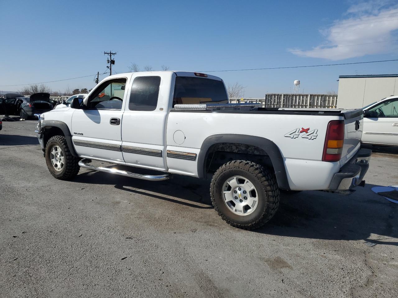1999 Chevrolet Silverado - Image 2
