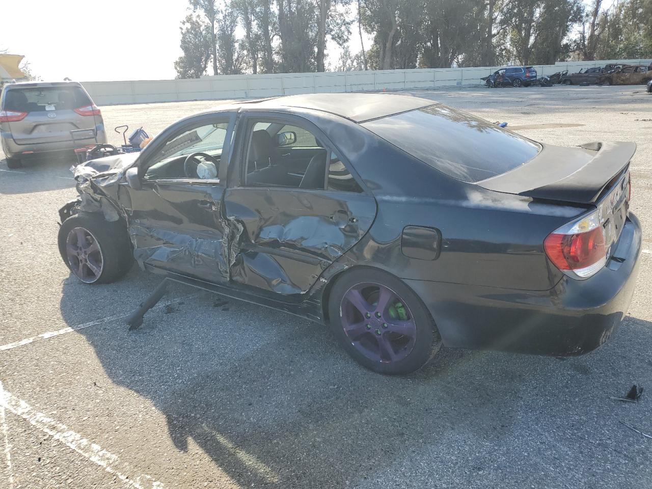 2005 Toyota Camry - Image 2