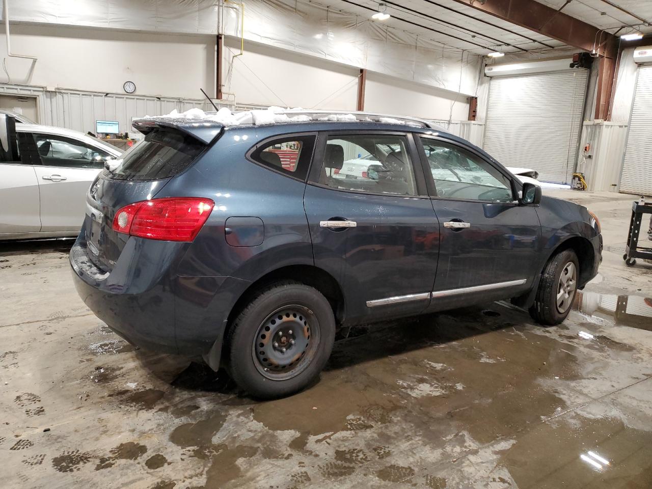 2015 Nissan Rogue - Image 3