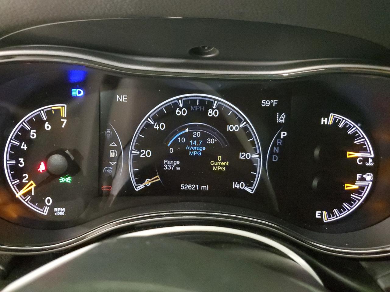 2018 Jeep Grand Cherokee - Image 9
