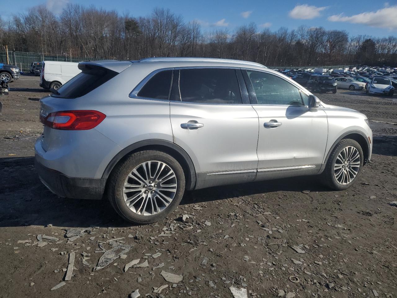 2016 Lincoln MKX - Image 3