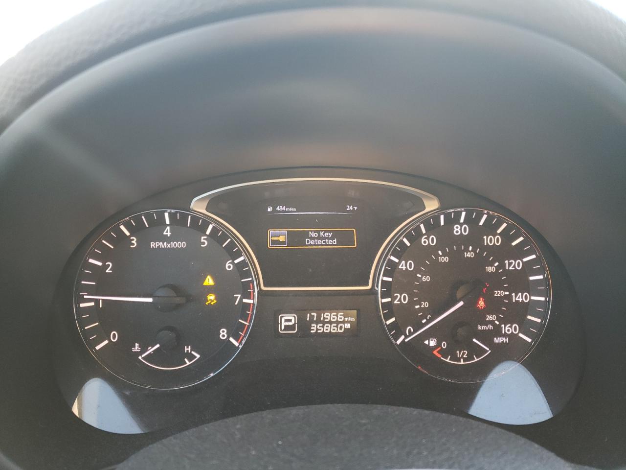 2014 Nissan Altima - Image 9