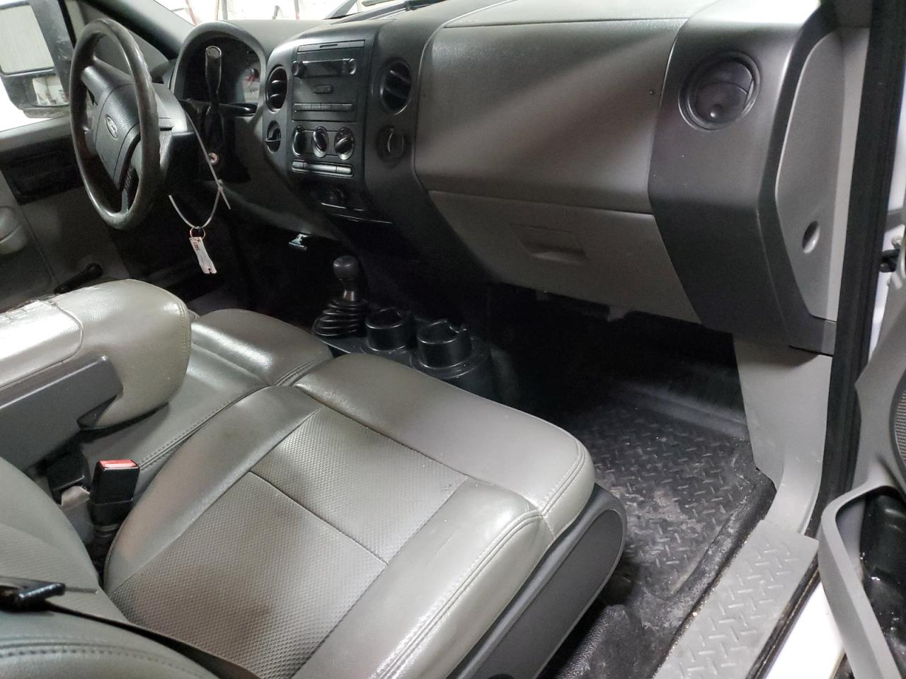 2007 Ford F-150 - Image 8