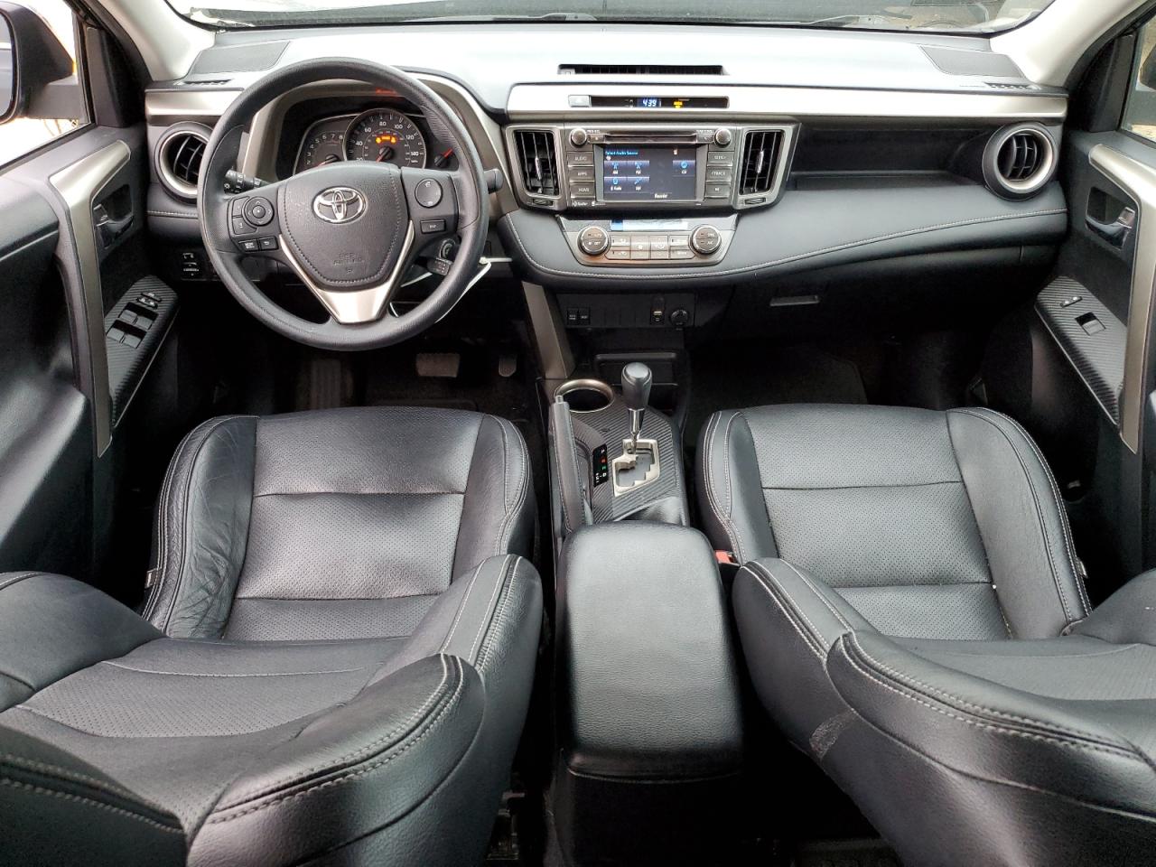 2015 Toyota RAV 4 - Image 8
