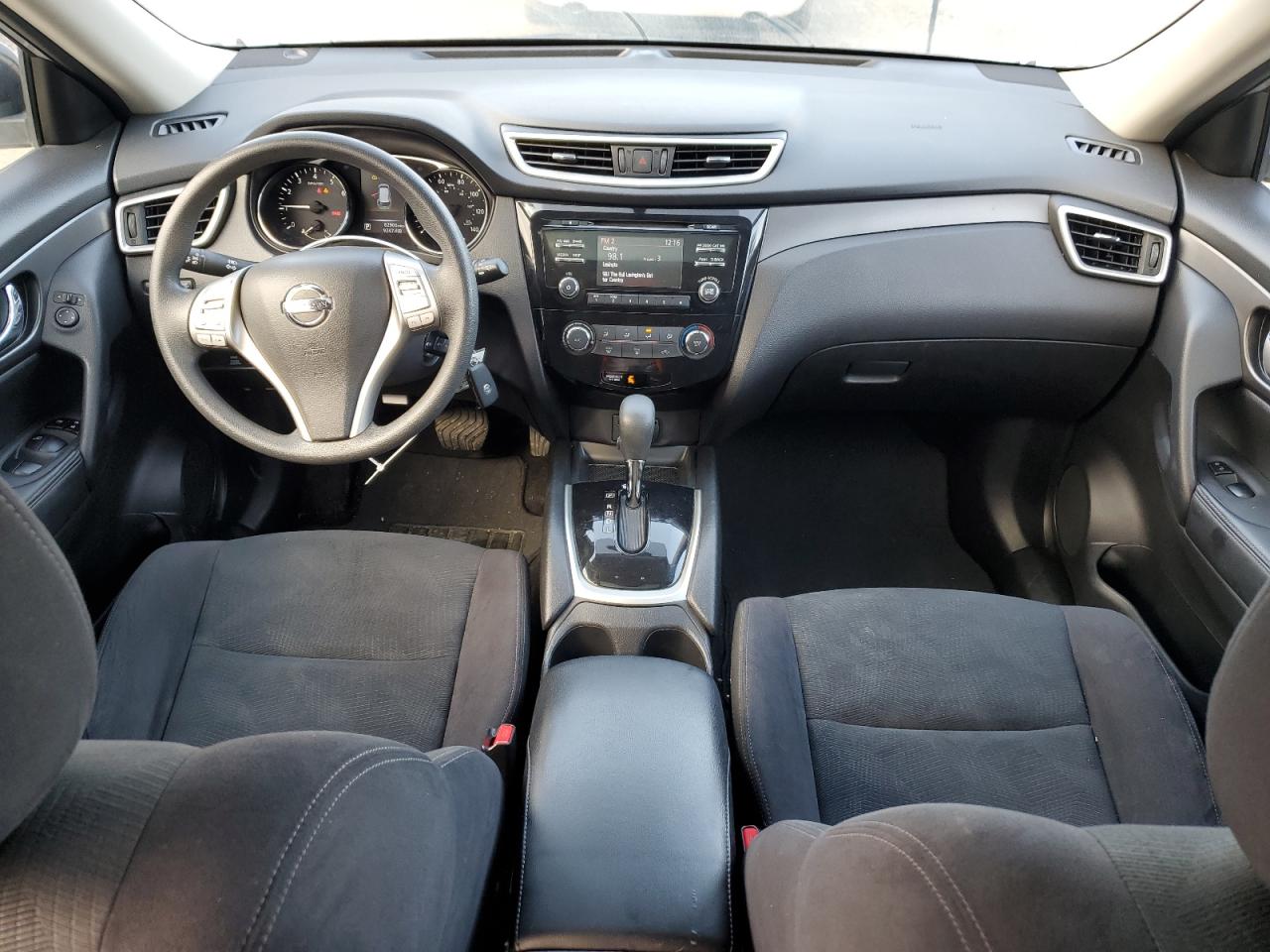 2016 Nissan Rogue - Image 8