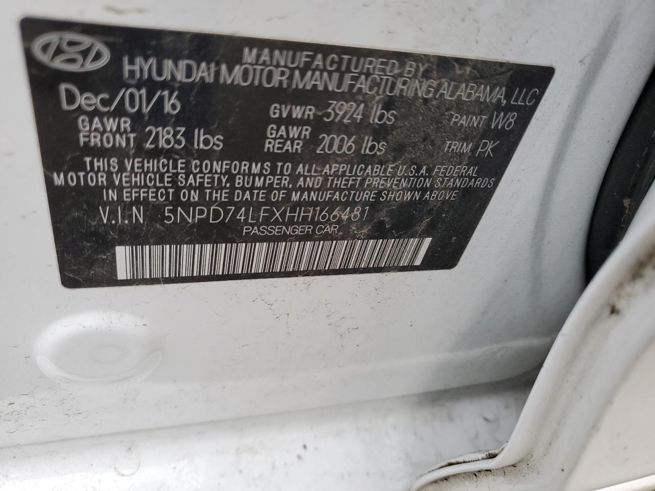 2017 Hyundai Elantra - Image 14