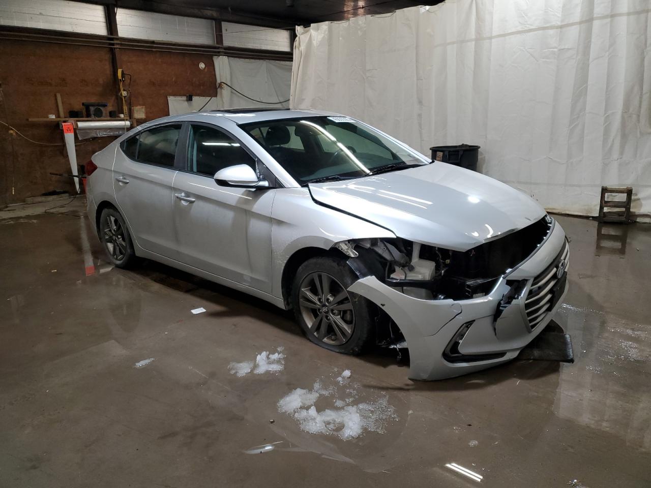 2017 Hyundai Elantra - Image 4