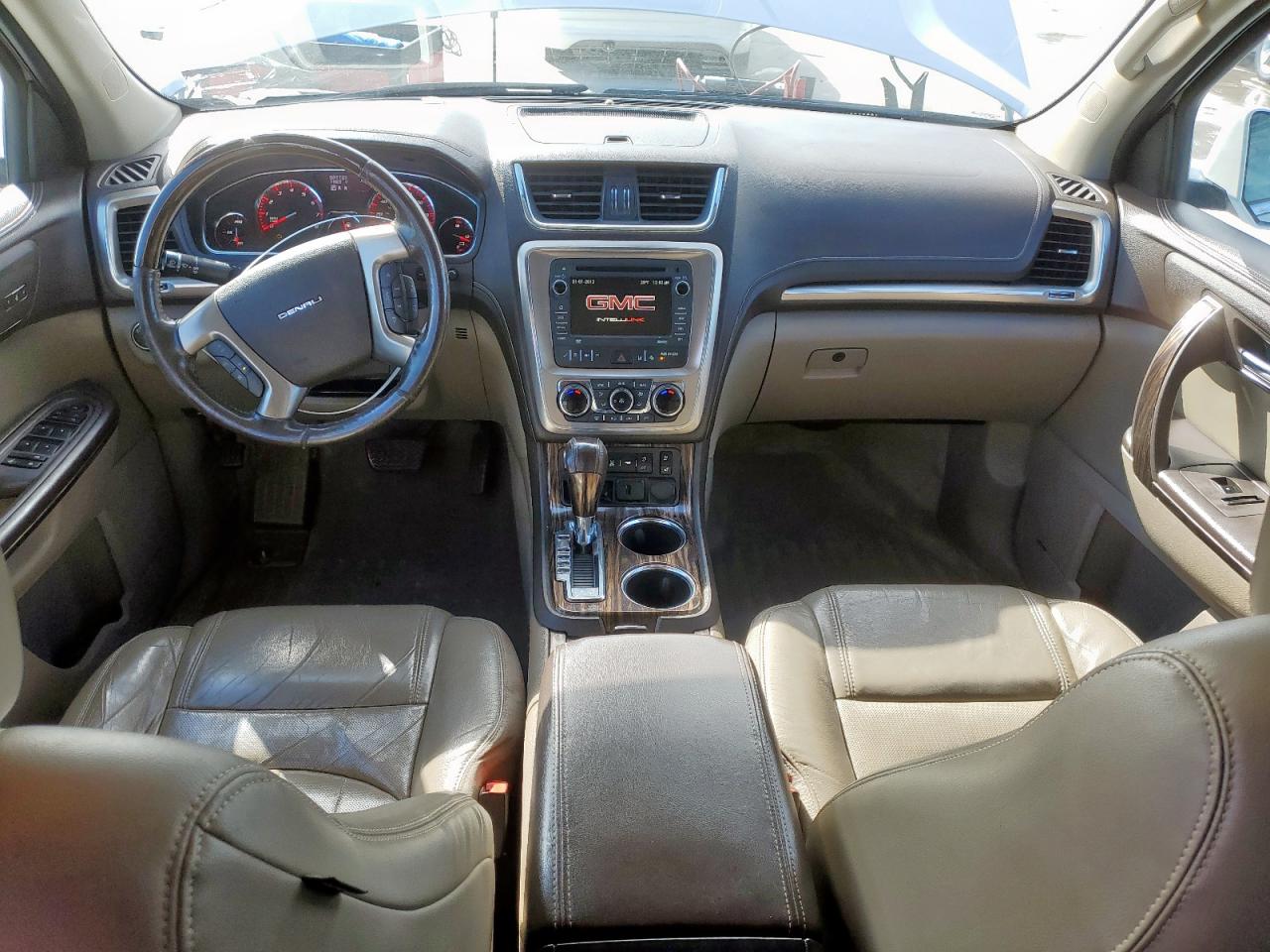 2016 GMC Acadia - Image 9
