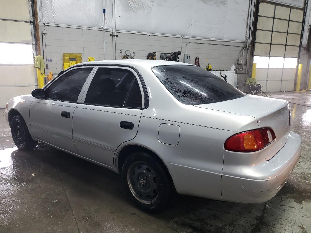 2000 Toyota Corolla - Image 2