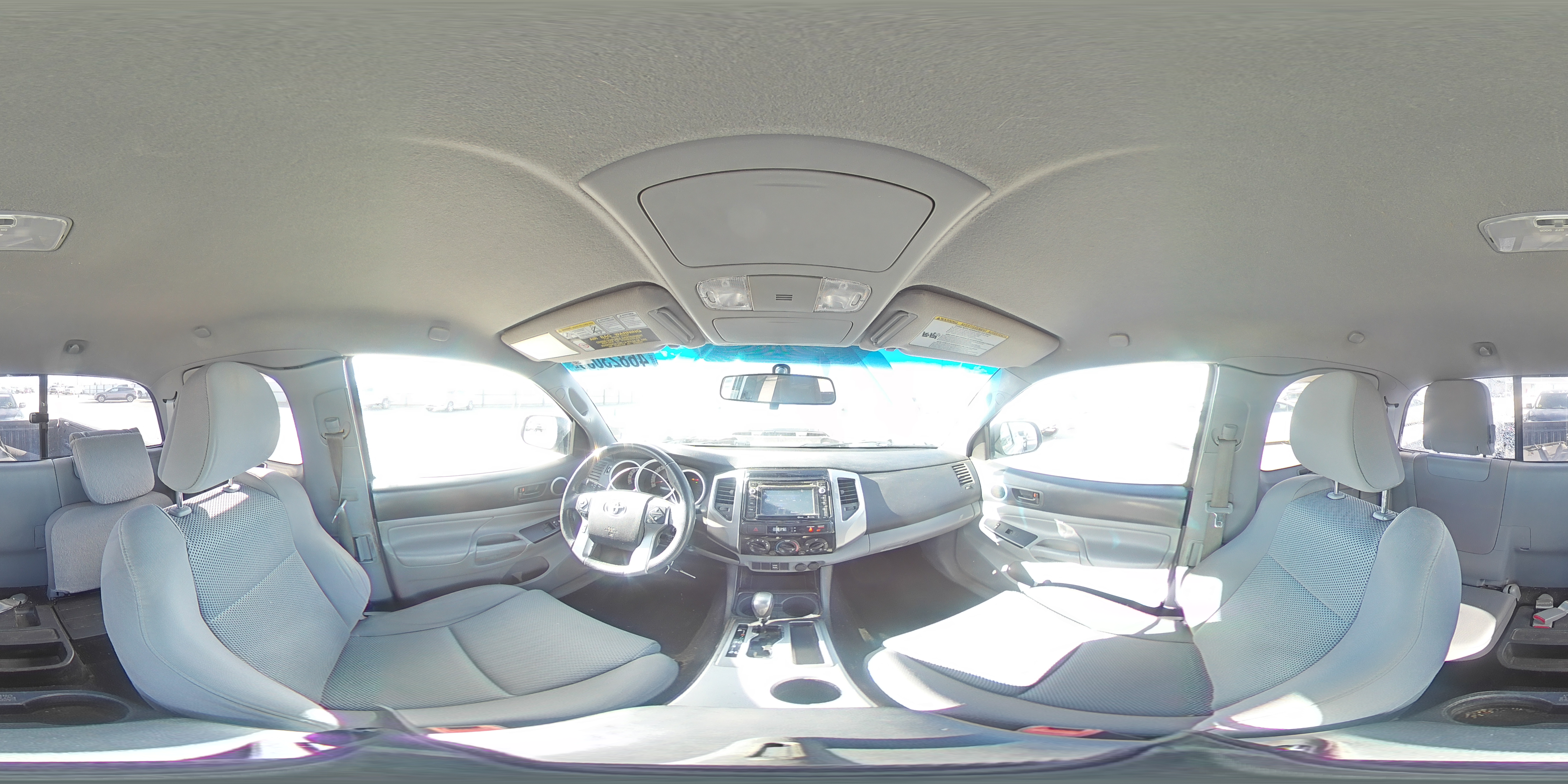 2014 Toyota Tacoma - Image 12