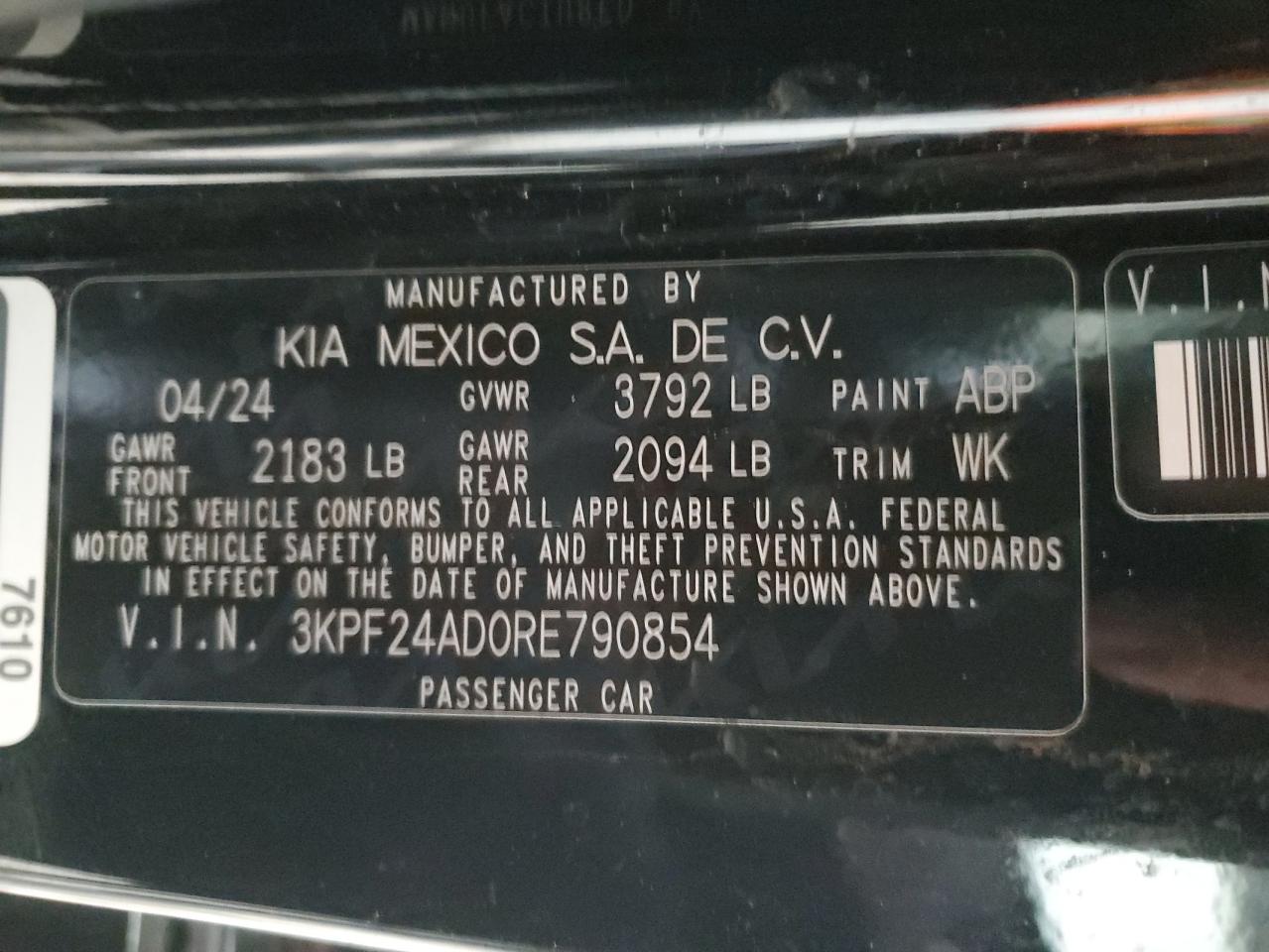 2024 Kia Forte - Image 12