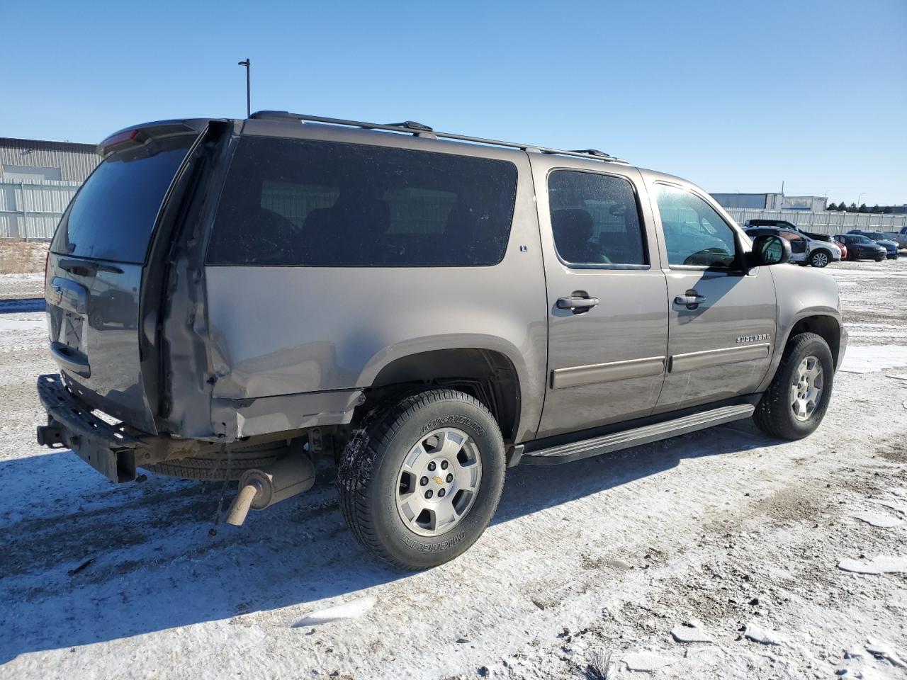 2013 Chevrolet Suburban - Image 3